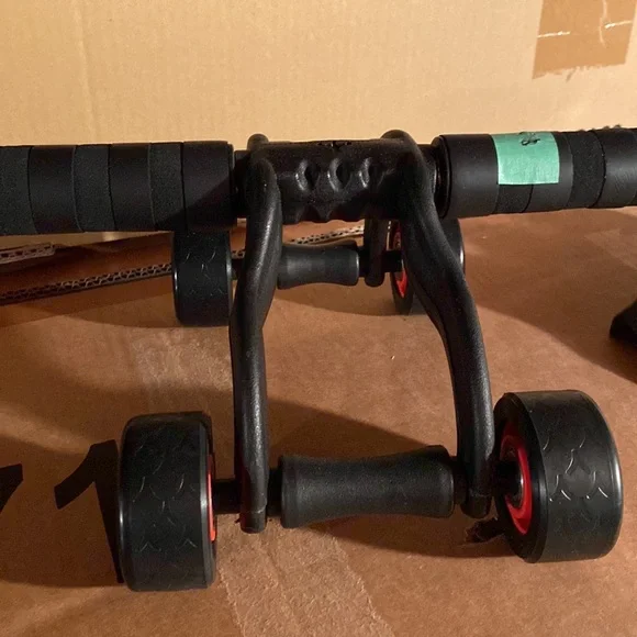 Exercise equipment - Picture 2 of 3